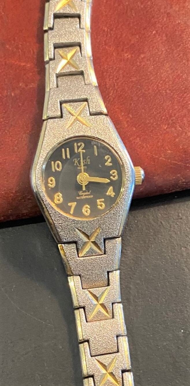 Women's 18mm Two Tone Kish Watch, KH9030, WR 30M